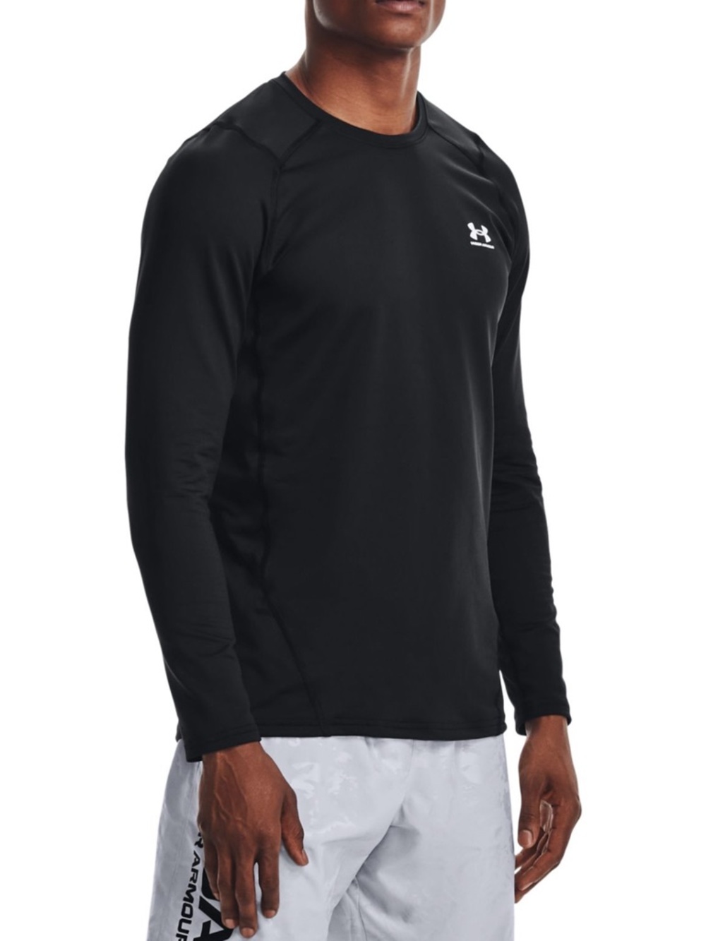 Under Armour Black Long-Sleeve Performance Tee